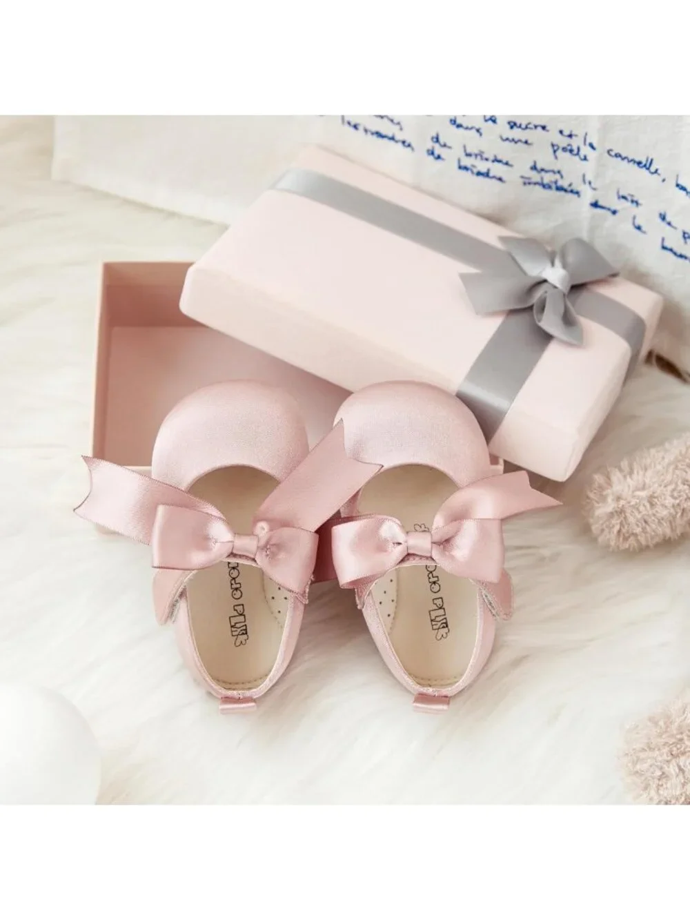 Adorable Baby Girls' Prewalker Mary Jane Flats with Bowknot - Perfect Dress